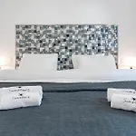 Benamara Εστεπόνα